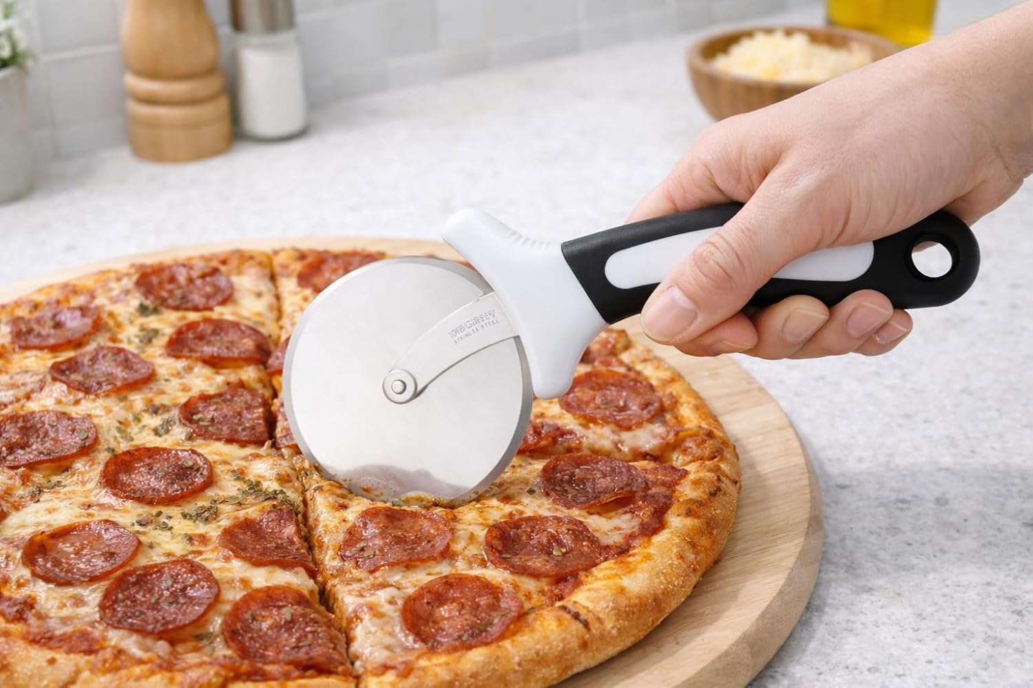 DT-30_Pizza-Cutter_Amazon-4
